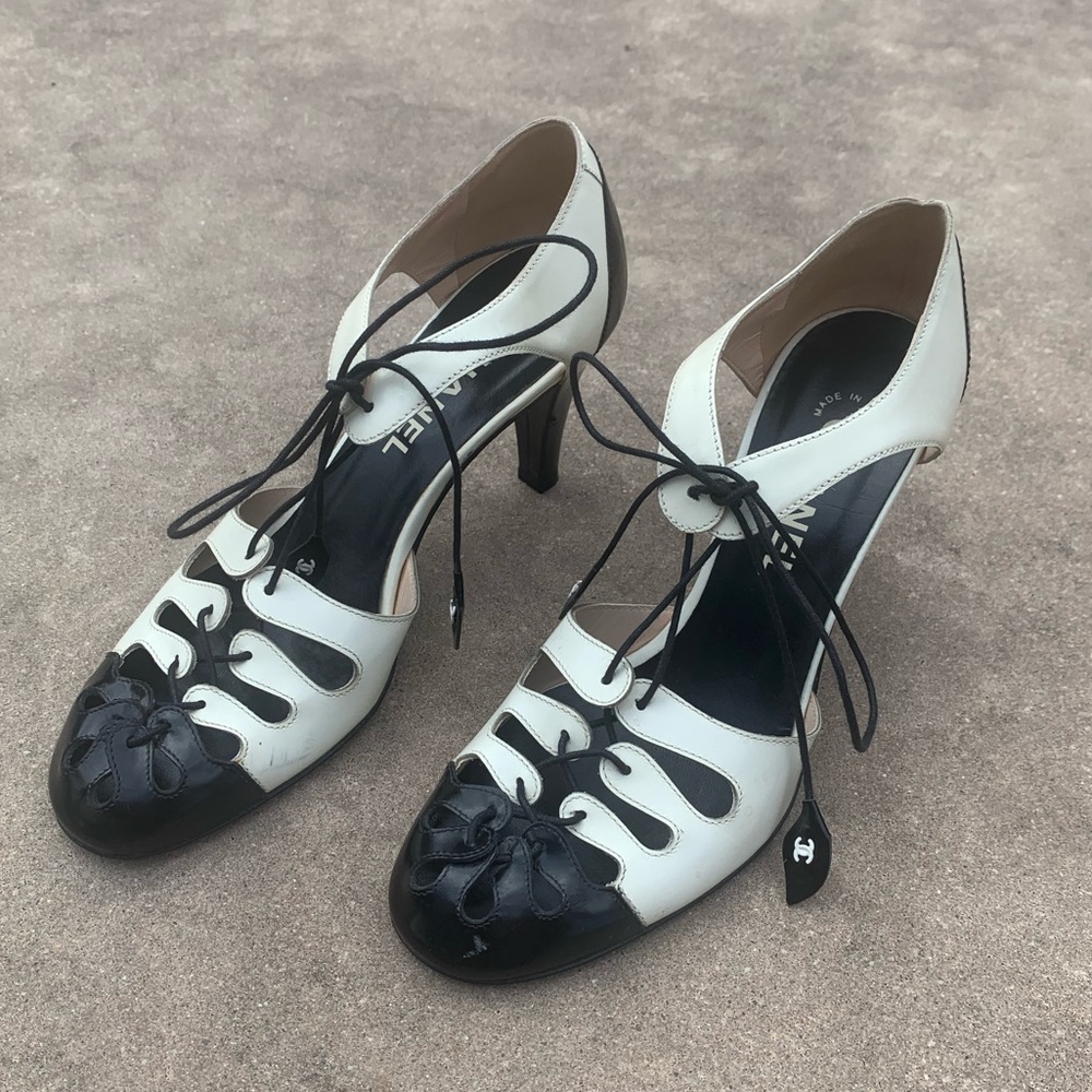 CHANEL Black and White Lace-Up Cutout Leather Heels